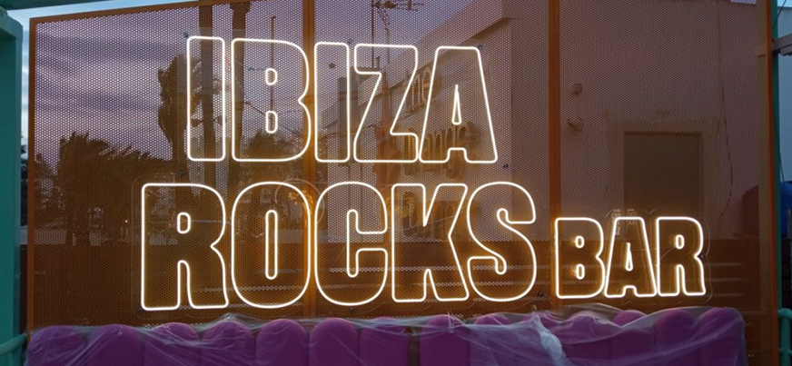 Letras de neon LED amarillas