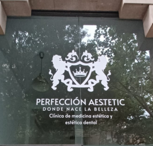 Vinilo de corte blanco